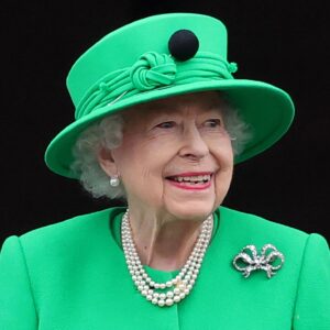 who is the queen of england 4